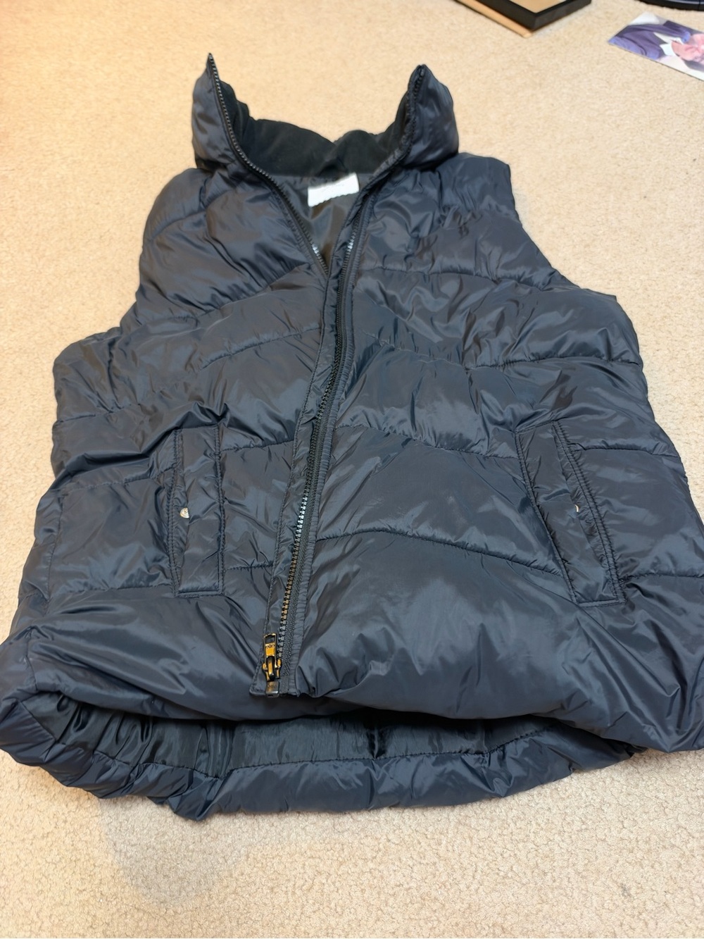 Women's Puffer Vest Jacket - Black